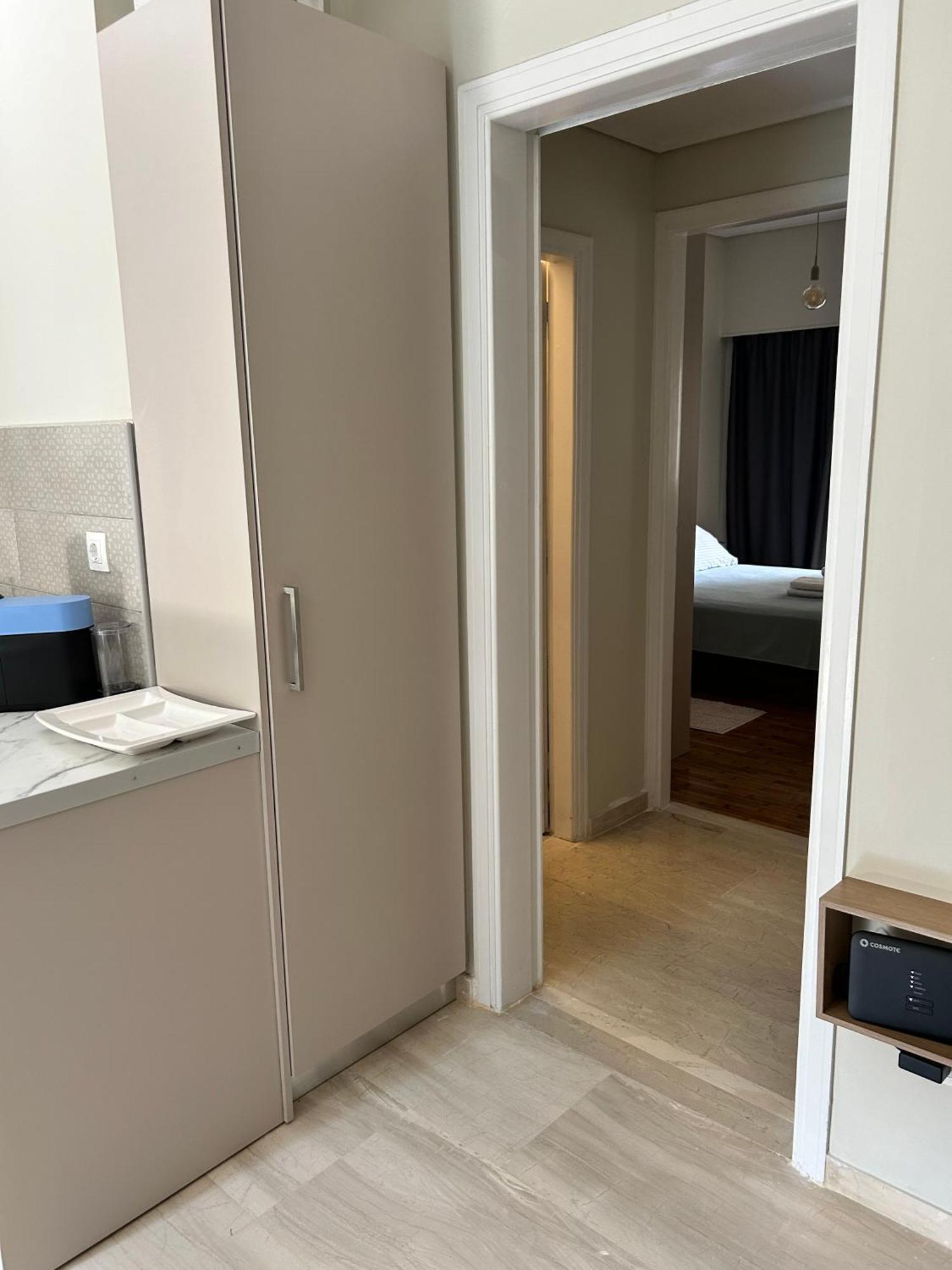 Evrou 21A Metropolitan Suite Ateny Zewnętrze zdjęcie