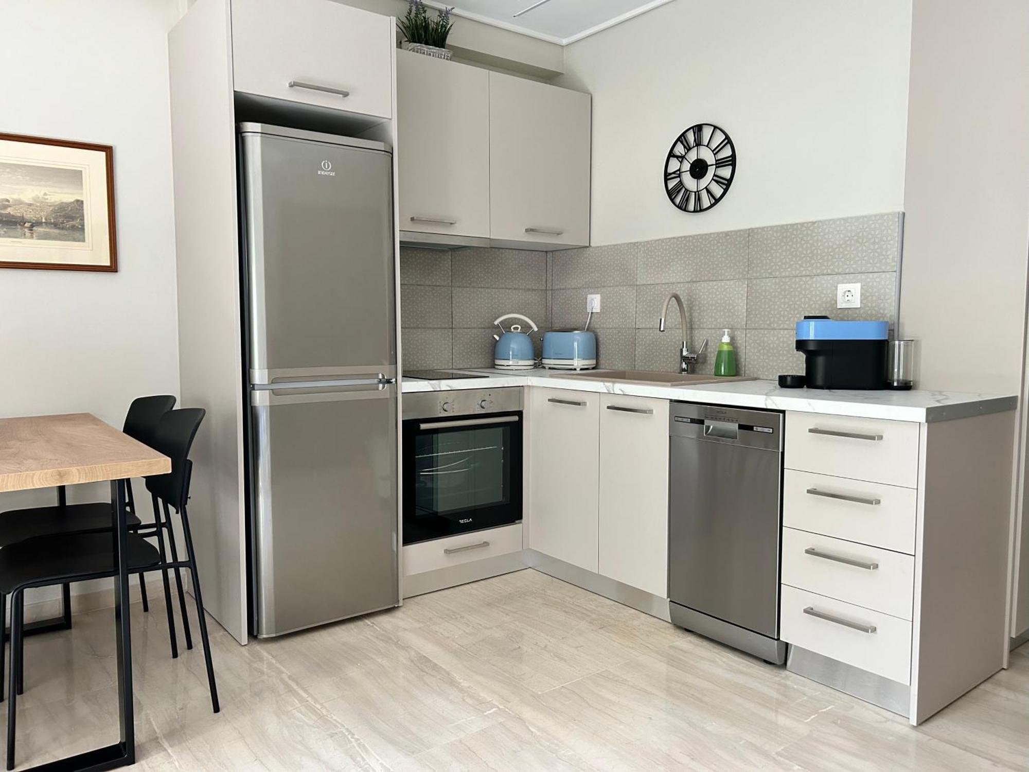 Evrou 21A Metropolitan Suite Ateny Zewnętrze zdjęcie